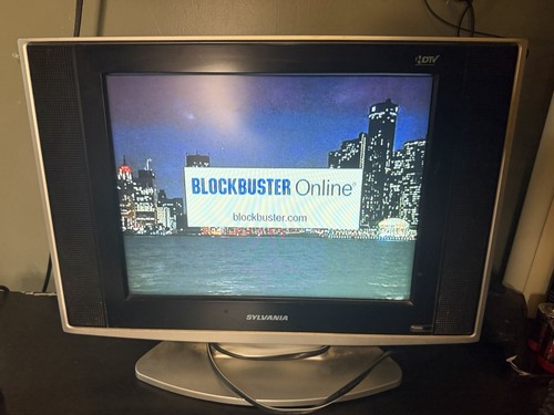 Sylvania ld155sc8 lcd tv - 15",