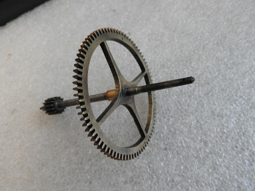 Roue centre rouage temps - centre,