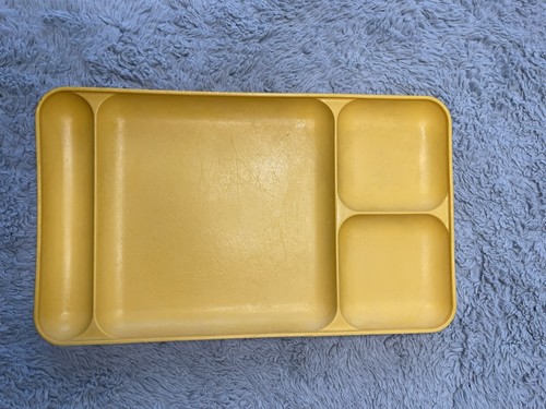 Plateau compartiments jaune - plateau,