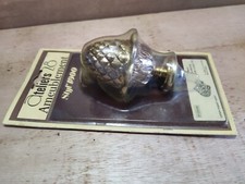 embout pomme de pin barre