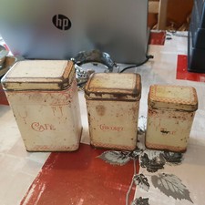 ancienne serie de boîtes à