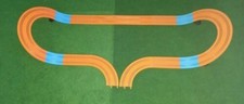 Extension de rails "Virages relevés" pour circuit voitures électrique HOT WHEELS