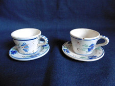 2 TASSES ET SOUCOUPES DE
