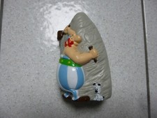 Figurine  ASTERIX & OBELIX & IDEFIX  - QUICK 1999 - Boitier porte crayons 