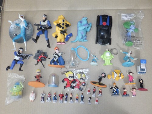 Lot figurines disney - de, pixar
