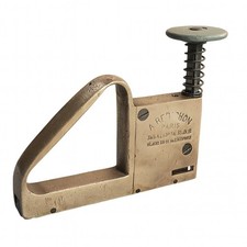 Agrafeuse Ancienne en Laiton