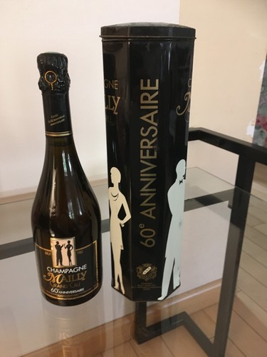 Bouteuille champagne mailly - champagne,