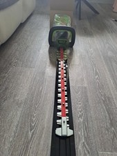 taille haie électrique neuf