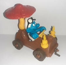 Figurine Schtroumpf + Voiture