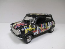 RARE AUSTIN MINI COOPER MORRIS MINI BEAUBOURG par POLISTIL S582 au 1/25