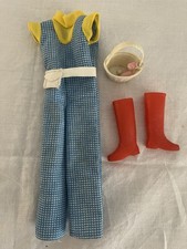 Poupée Vêtements Et