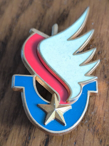 Insigne groupe - insigne,
