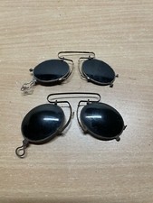 Lot de Deux Anciennes Paires De Lunettes Pince Nez