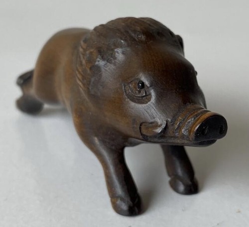 Japanese netsuke hand - netsuke,, hand-carved