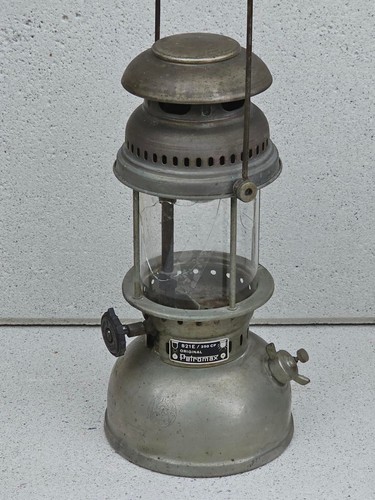 Ancienne lampe kérosène - ancienne,