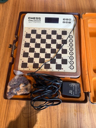 Fidelity electronics chess - electronics,