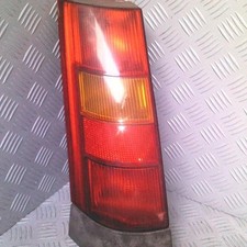 Feu arriere principal gauche