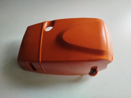 Couvercle pour tronconneuse - ,