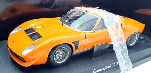 Kyosho scale diecast - 1/18,
