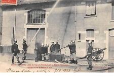 69 . n° 52468 . lyon . sapeurs pompiers manoeuvre de la pompe a bras.metier