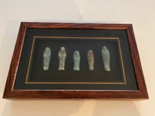 Groupe oushebti avec - 5, (avec