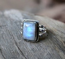 Ancien Feu Pierre de Lune 925