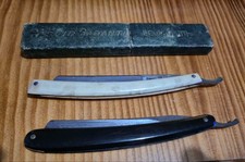 Lot 2 rasoirs droits français anciens — La JAGUAR N°721 + EXTRA FIN (Thiers)