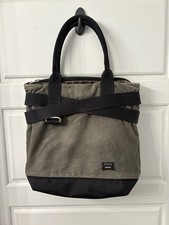 Crumpler THE GYPSY Moth No 2