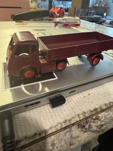 Dinky toys 514 british - toys,