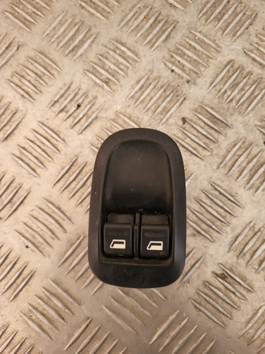 Bouton commande lève vitre