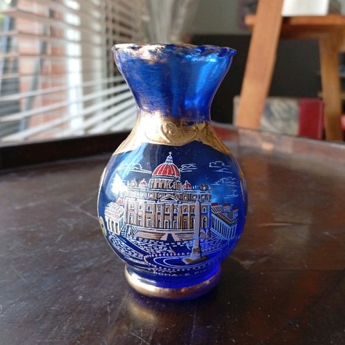 Petit vase verre bleu - vase, en