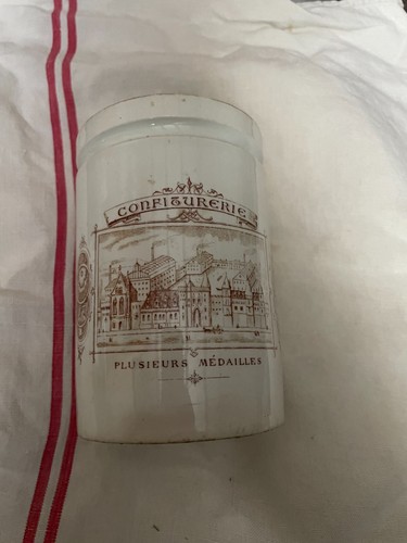 Très beau pot - pot, confiture