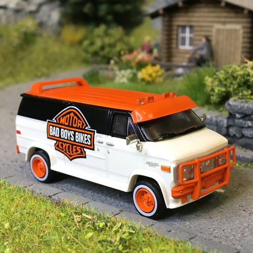 Chevrolet g20 bad boys bikes - g20,,
