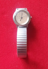 MONTRE VINTAGE - GUESS - EN