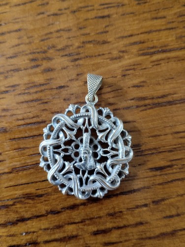 Ancien pendentif métal - ancien,