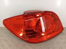 Feu arriere principal gauche