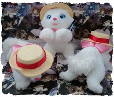 Marie en Scene A Paris Peluche Et Sac De Transport Disneyland Paris Aristochats