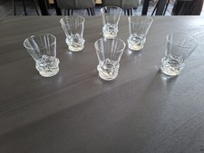 6 verres  à liqueur en