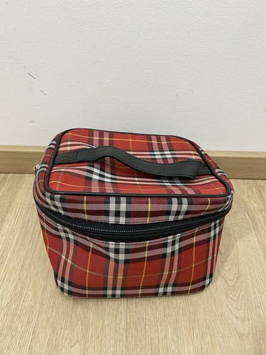 Vanity rouge burberry motif - vanity,