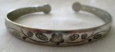 bracelet rigide ouvert argent pur 925 poinçonné finement gravé bijou vintage 760