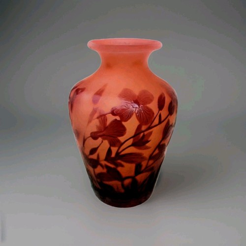 Vase galle miniature dégagé - ,