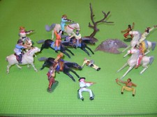 STARLUX-CYRNOS-JIM-CLAIRET LOT DE COW-BOYS ET D'INDIENS