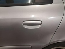 Poignee porte arriere gauche