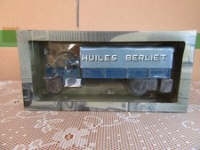 A53 IXO 28 Berliet GDR 7W 1947 Huiles Berliet Camions Autrefois 1:43 Neuf Boite