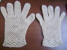 Gants de cérémonie anciens