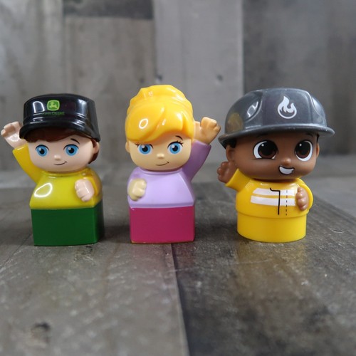 Lot mega bloks figures - of,