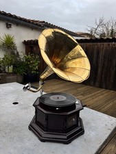 Gramophone/ Phonographe style