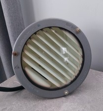 Ancienne lampe industrielle