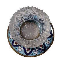 JOLI SALERON ANCIEN EN CRISTAL EMAUX CLOISONNES ET METAL DORE