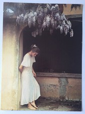 Carte Postale Géante   DAVID  HAMILTON   Femme  Woman  Fleurs   Format 24x32cm